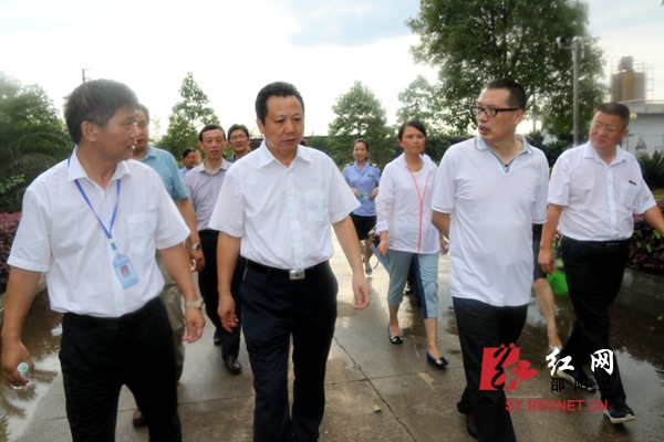 梁毅恒考察调研邵阳药品生产监管工作